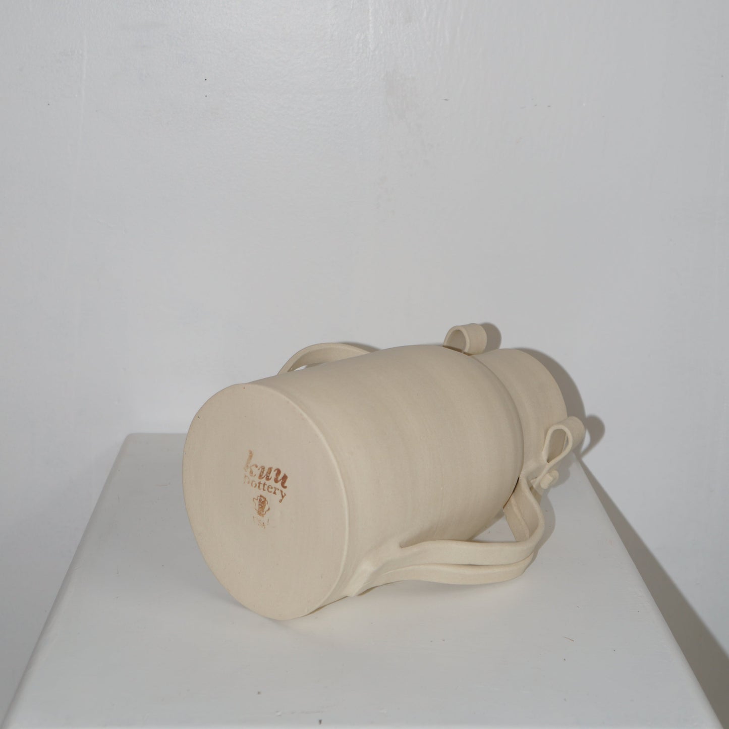 Bow Vessel in White