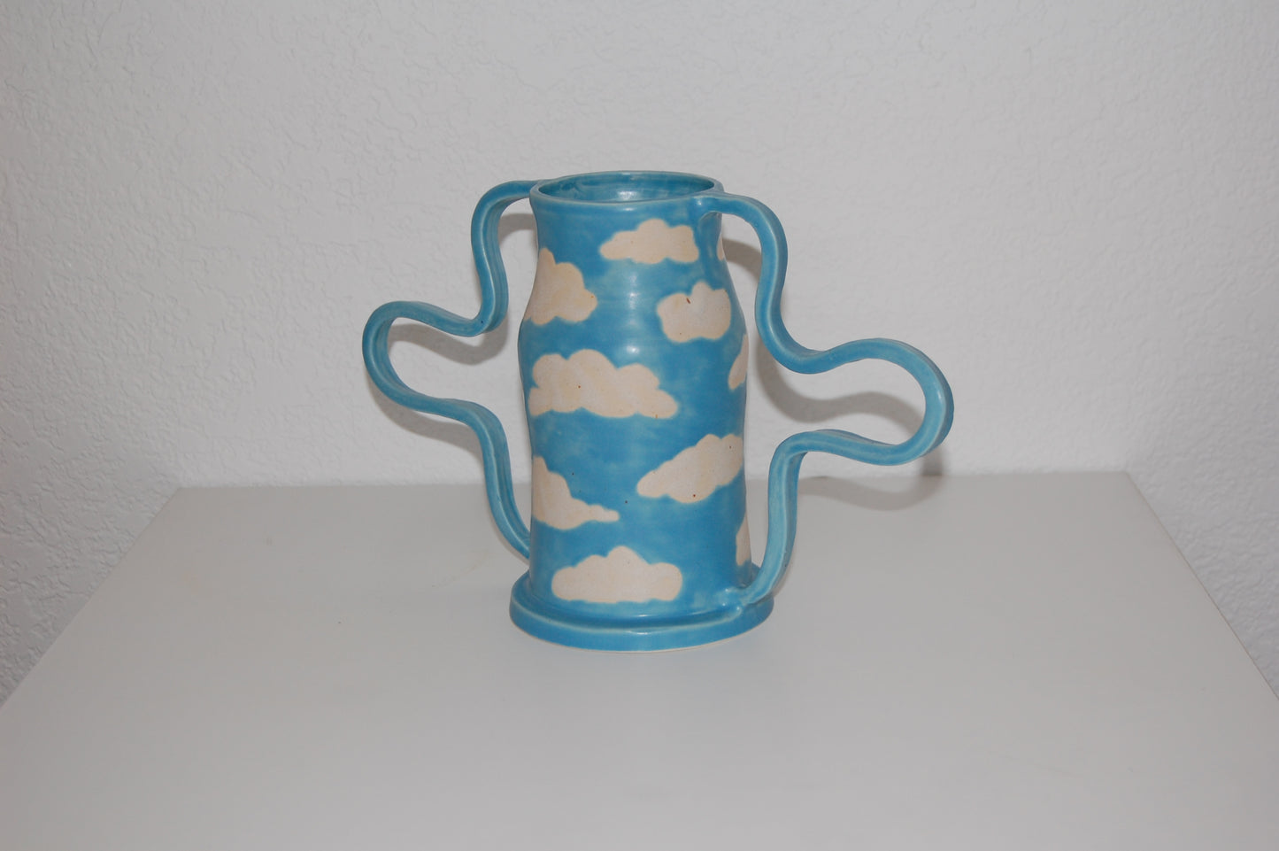 Curvy Amphora Blue Sky