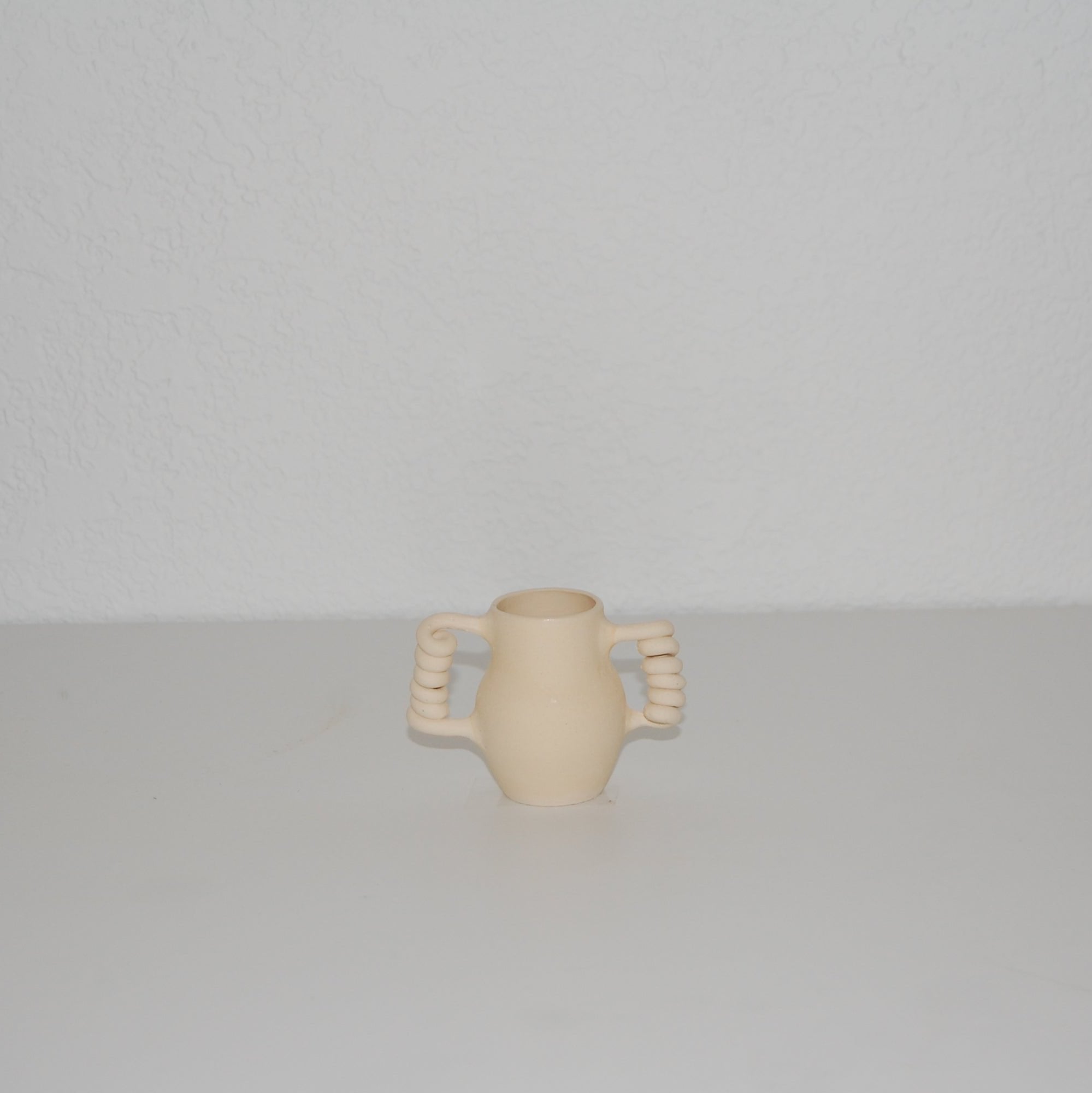 Mini Boinggg! Cream Vase