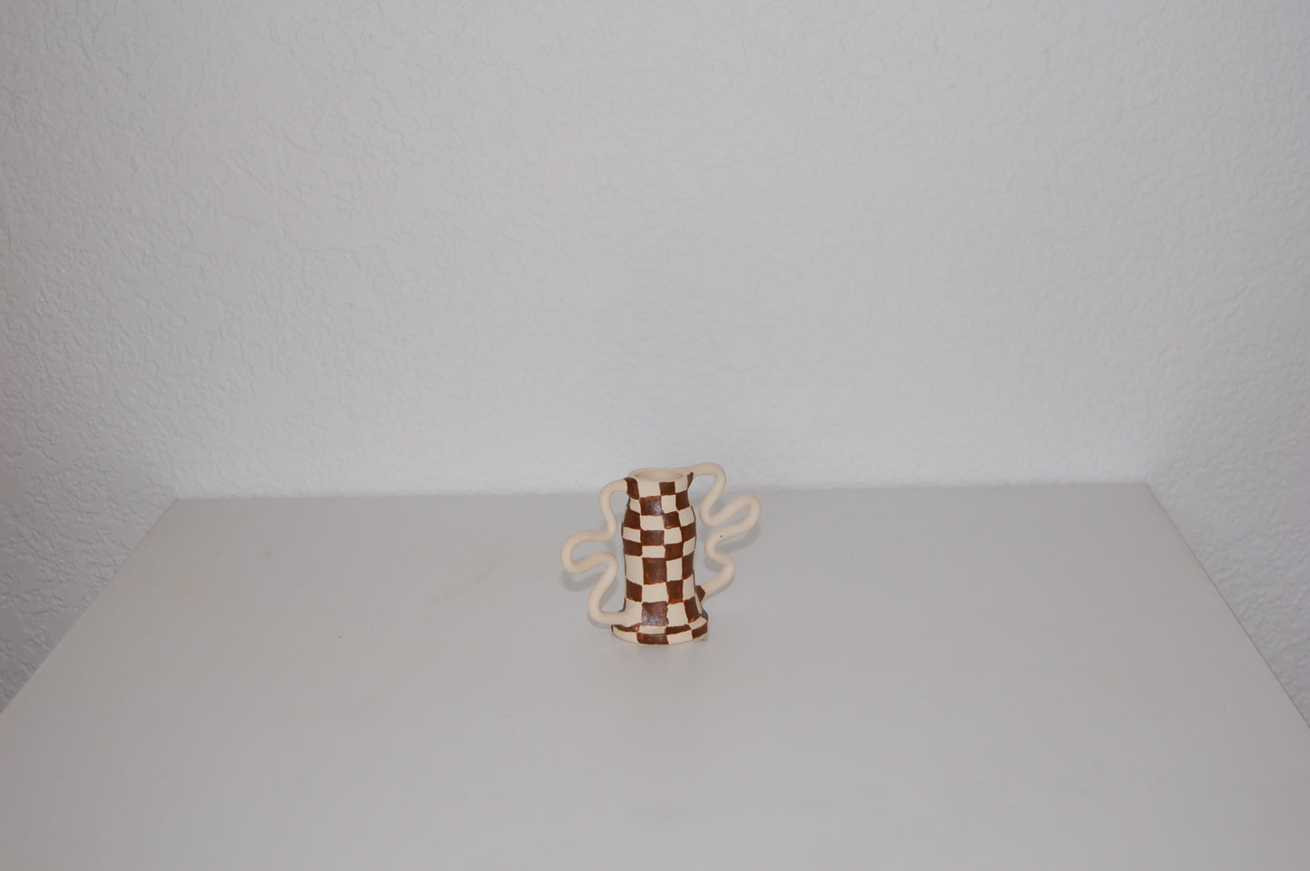 Mini Curvy Amphora Checkered