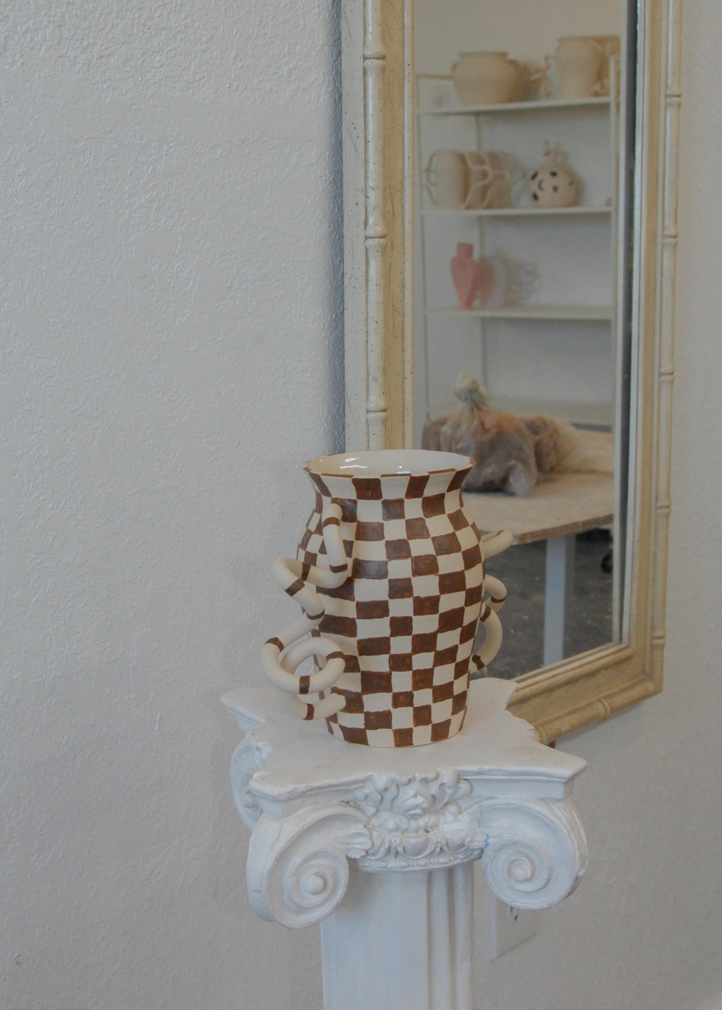 Boinggg! Checker Vase