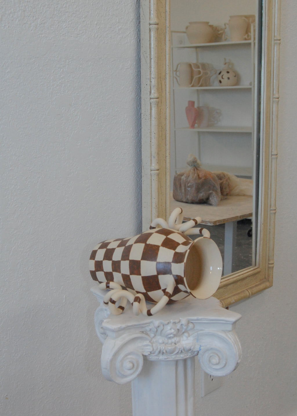 Boinggg! Checker Vase