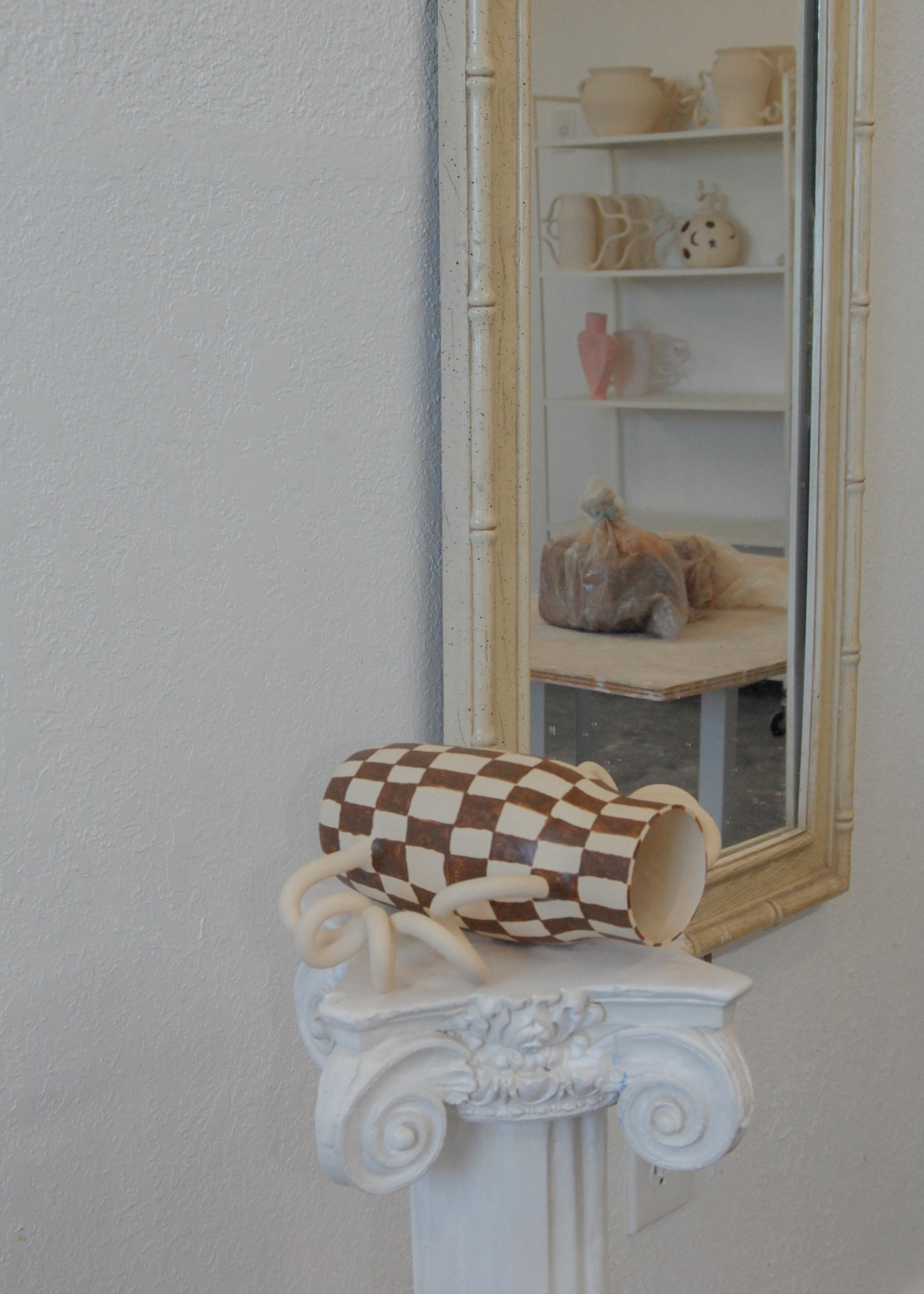 Boinggg! Checker Vase