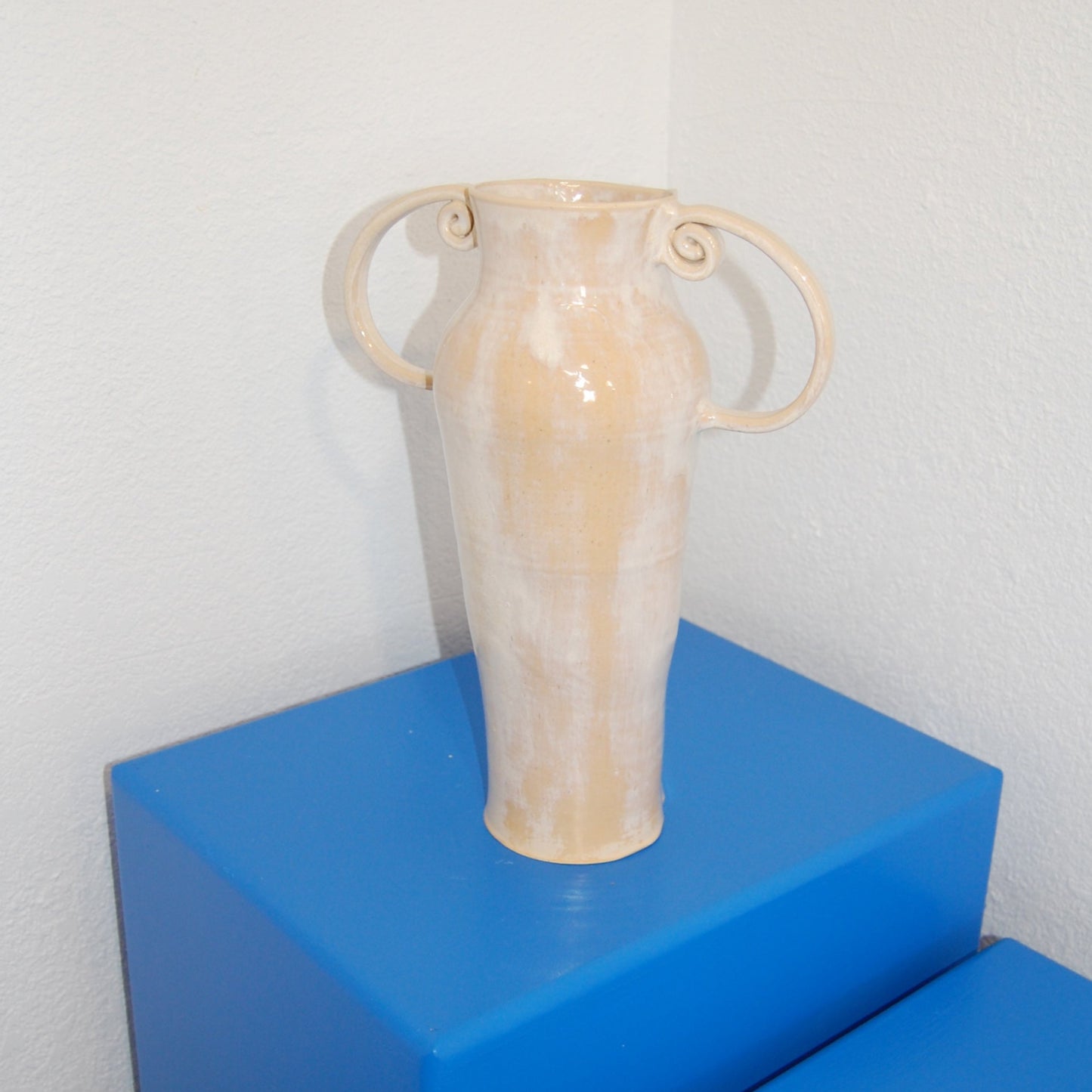 Coastal Vase in Pebble