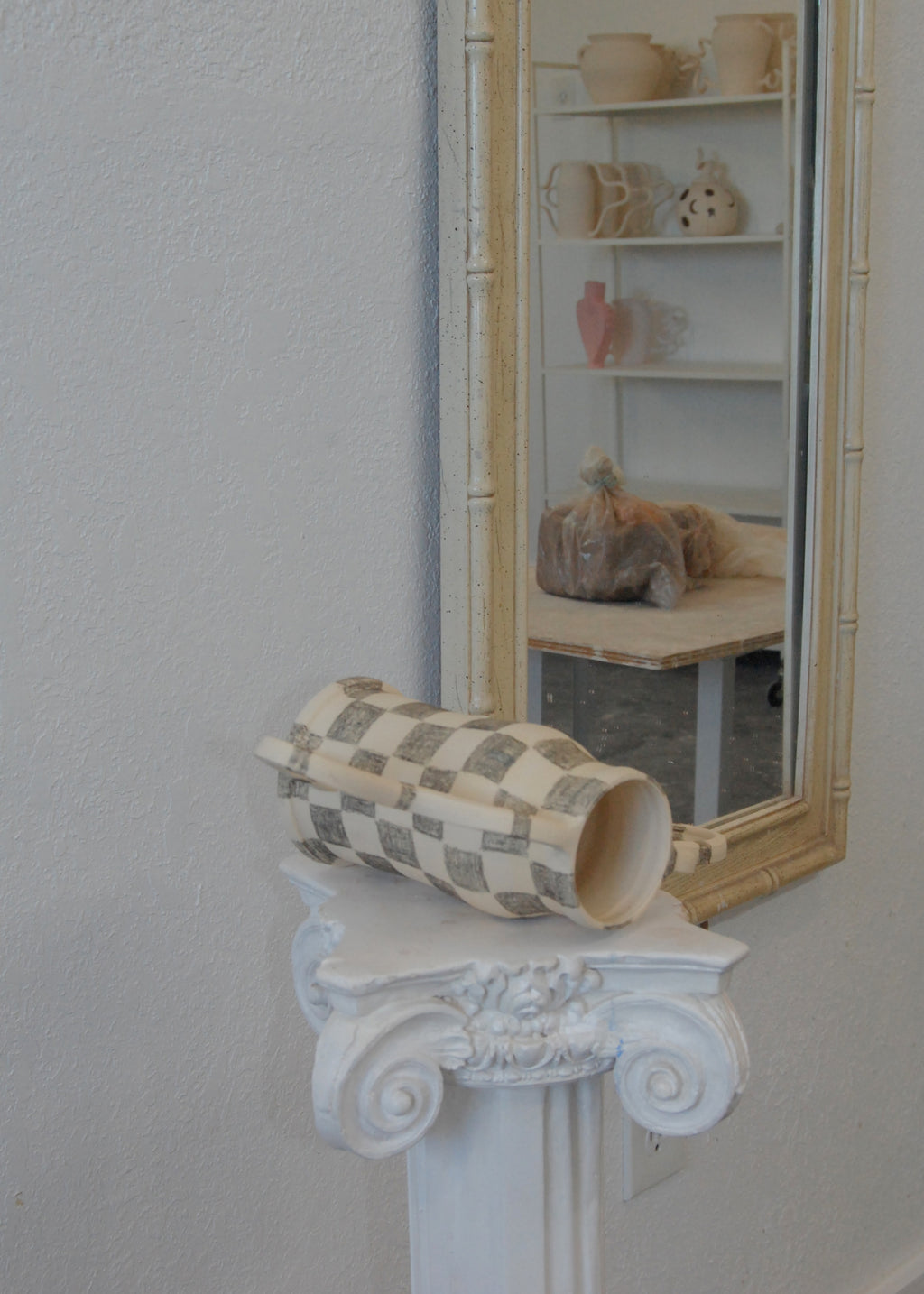 Curvy Amphora in Composition