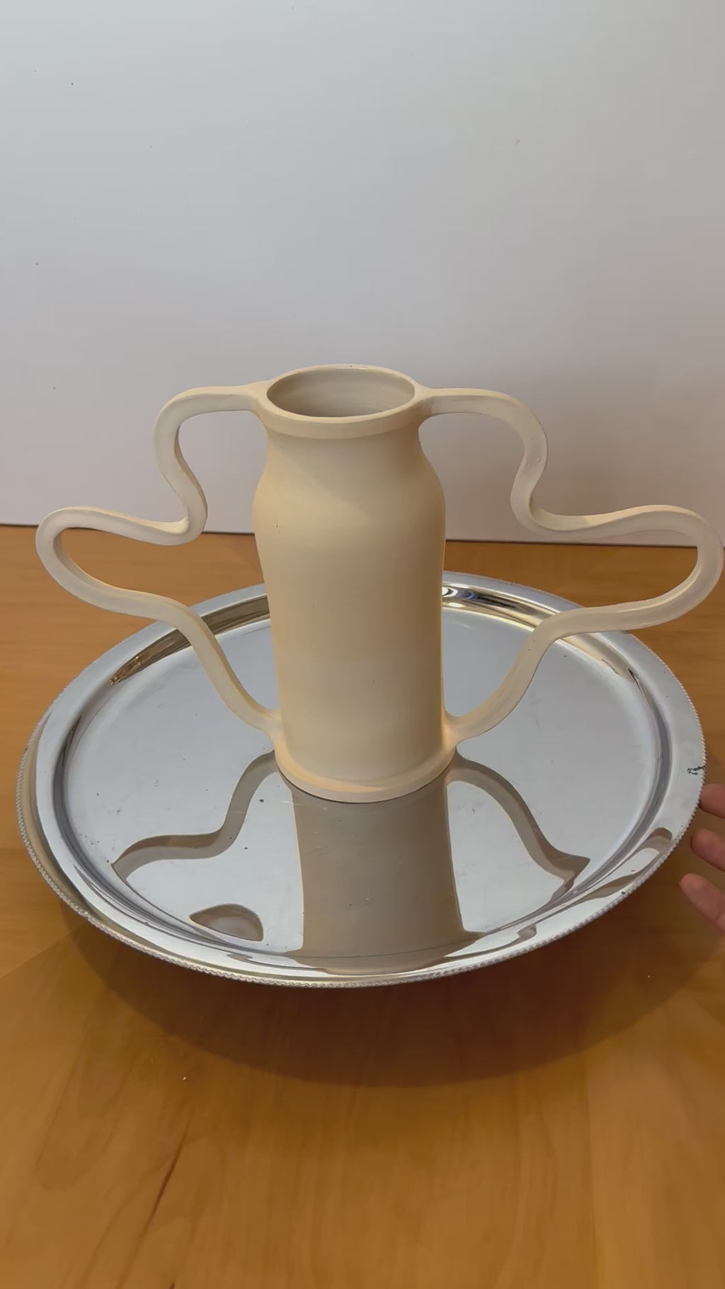 Seconds Curvy Amphora