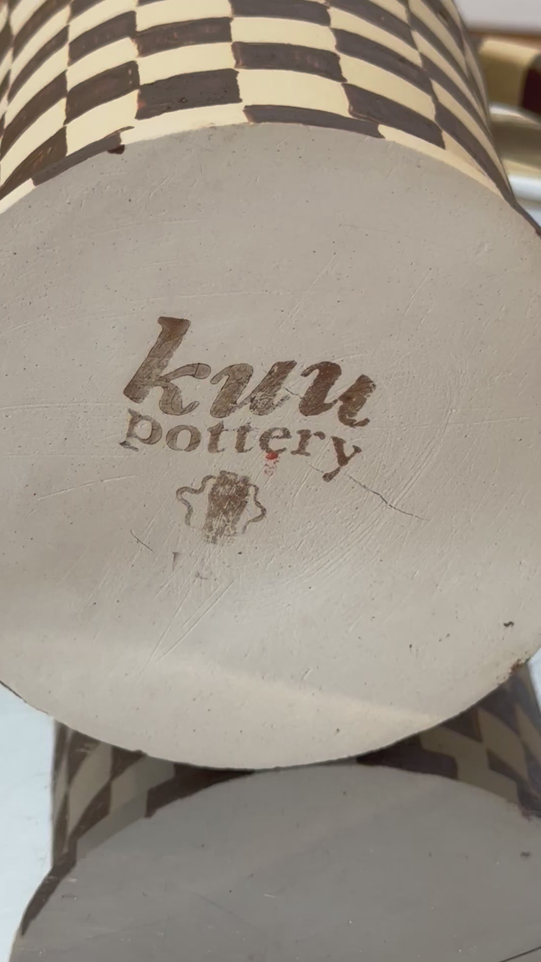 Seconds Curvy Amphora